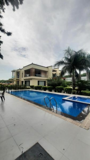 Bliss Farmstay in Chattarpur By Especial Rentals